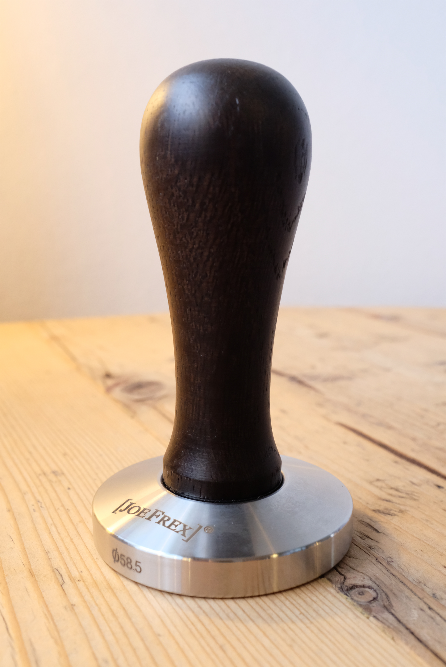 Joe Frex Tamper Eiche 58.5mm gerade