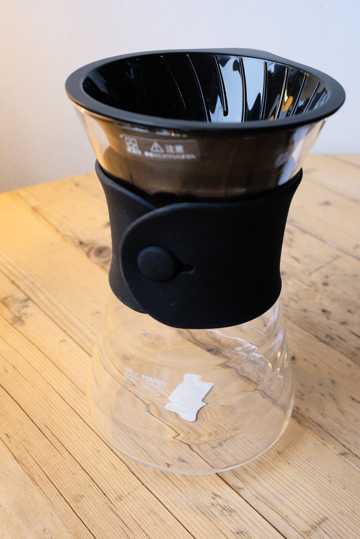Hario V60 Drip Decanter 700ml (Plastik  inkl. 40 Papierfiltern)